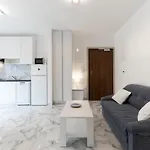 Iva Apartamento *