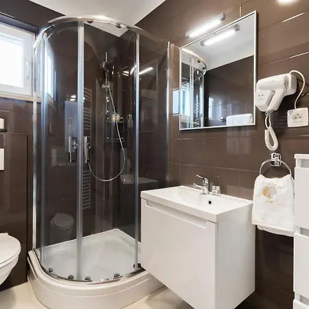 Iva Appartement Mirce