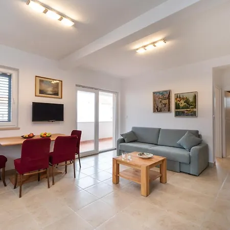 Apartment Iva